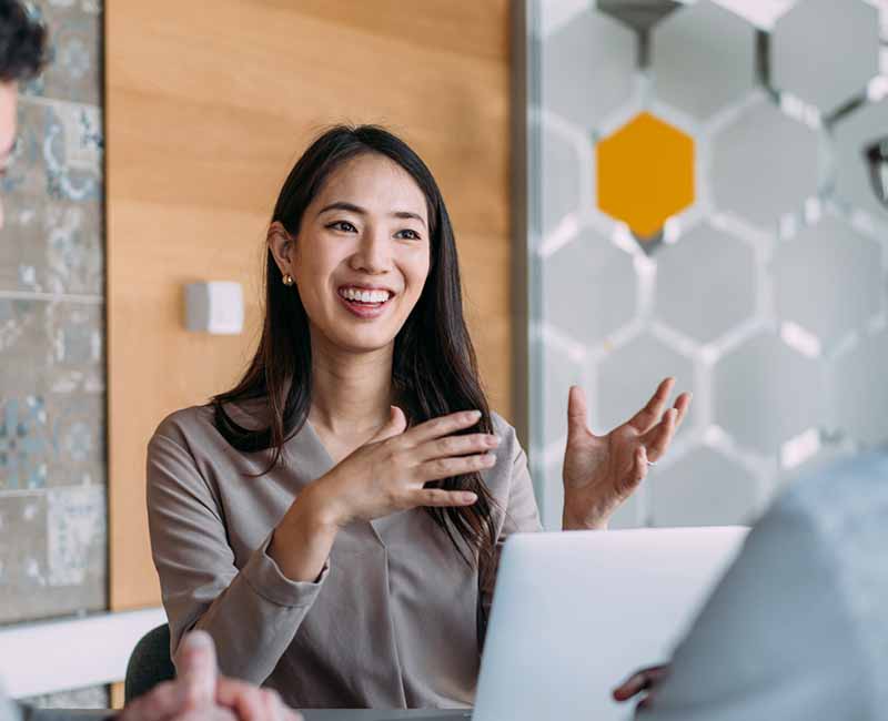 customer service representative counseling a customer
