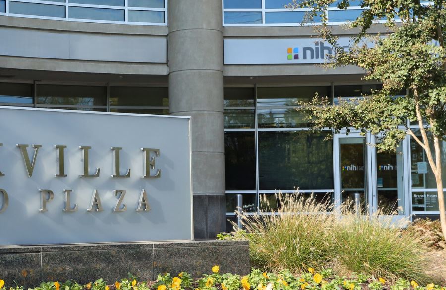 nihfcu rockville metro plaza building